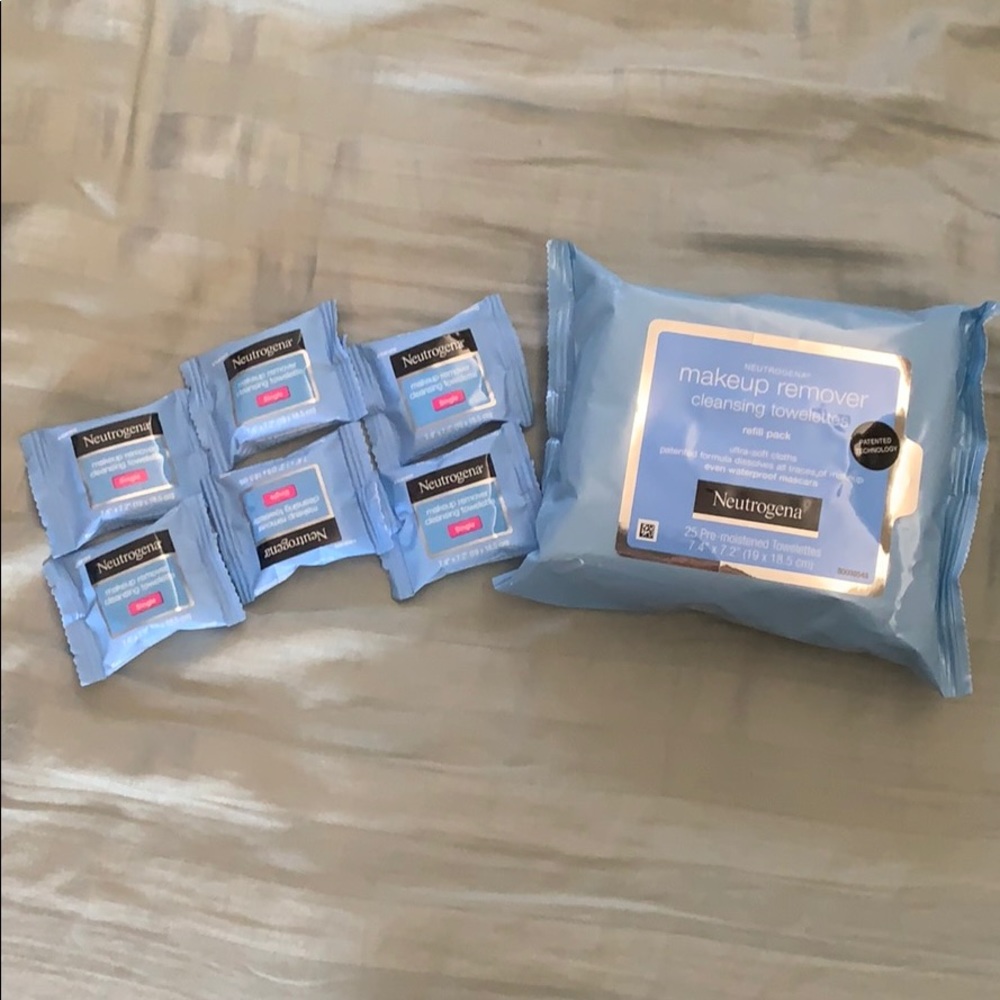 Neutrogena cleansing wipes